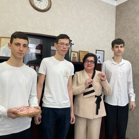 ​Поздравление женщин с Международным женским днём