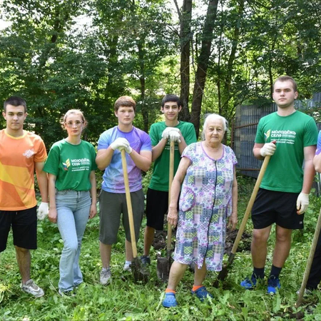 ​Доброе дело согревает сердца: волонтеры АЛХТ поддержали семью участника СВО