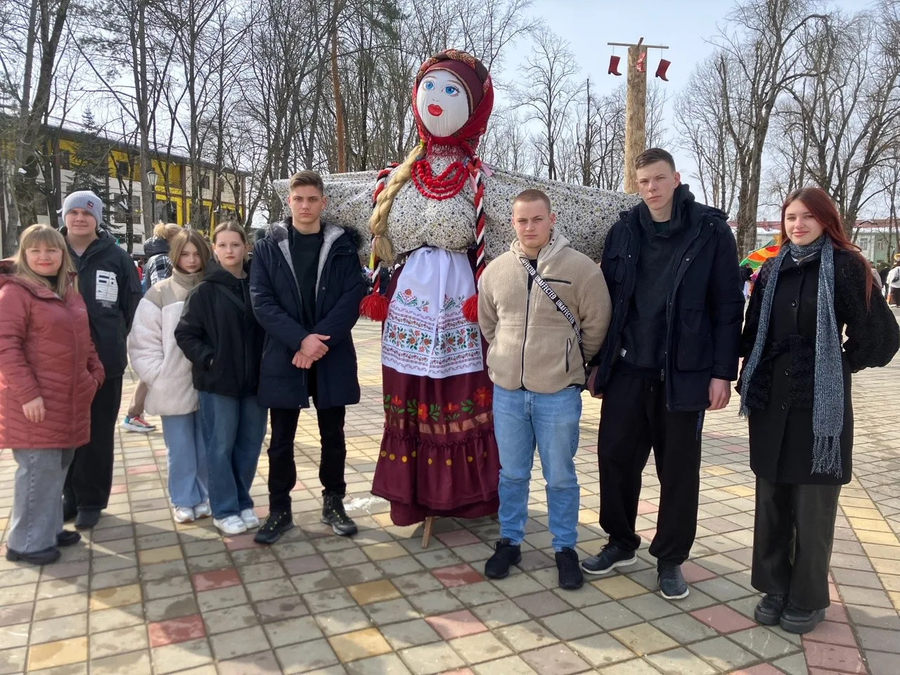 ​Масленица в Апшеронске: Проводы зимы с задором